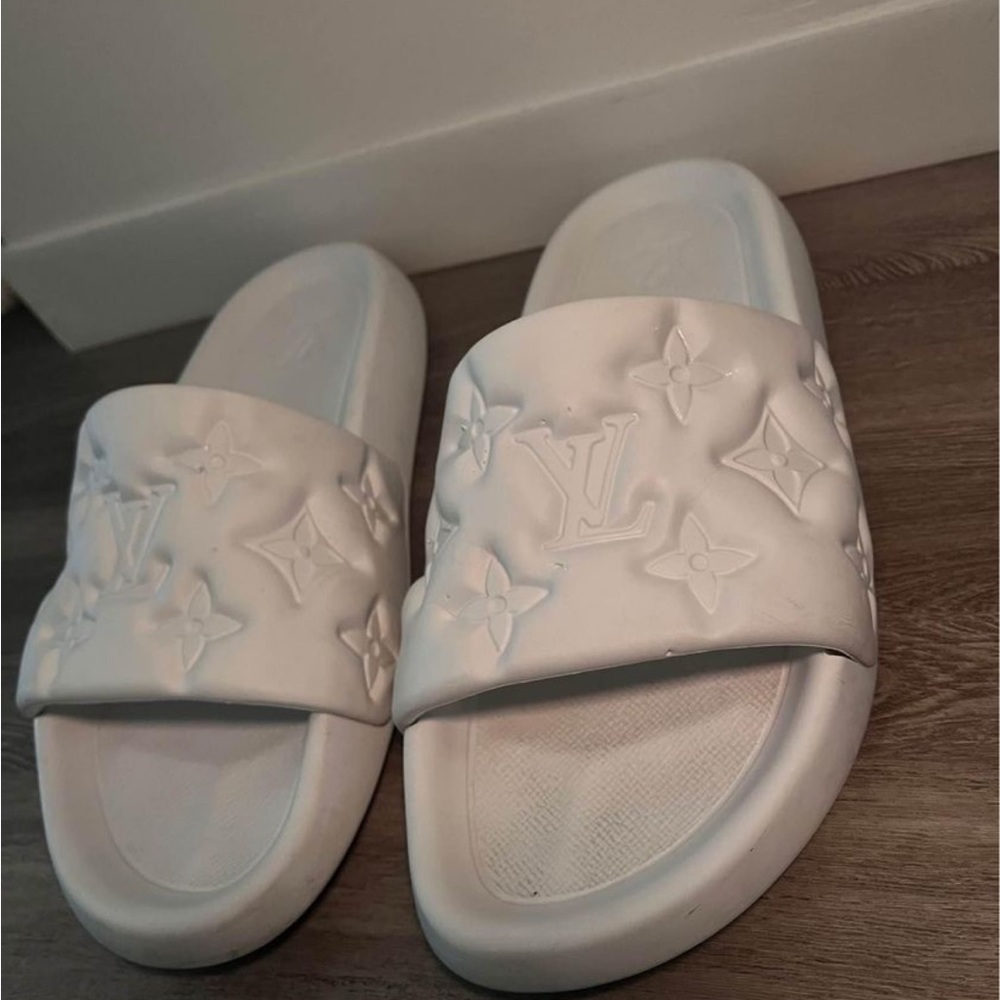 Louis Vuitton pool pillow flat comfort